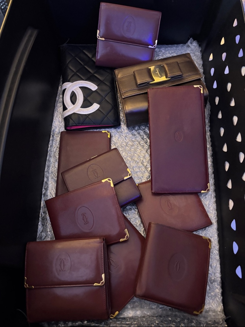Random project wallet pull- This listing is for my live show!